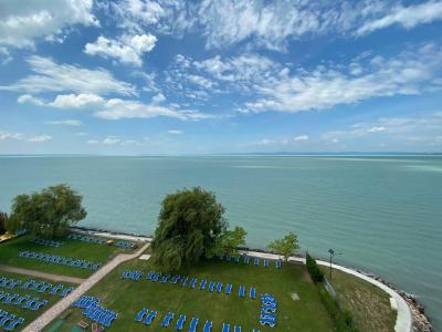 Panorama du Balaton depuis l'hôtel Vilagos - ✔️ Világos Hotel Balatonvilágos ✔️ Hotel lac Balaton